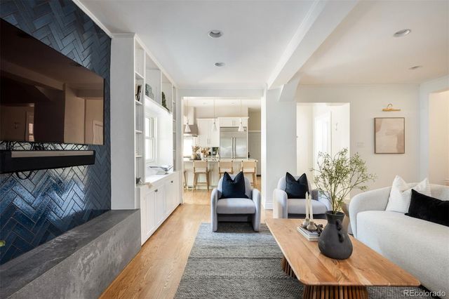 4949 E 6th Avenue Parkway, Denver, CO 80220
