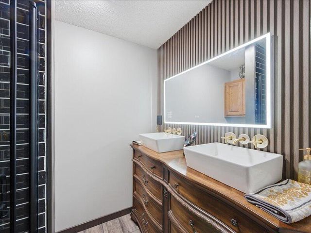 31990 S 624 Place A8, Grove, OK 74344