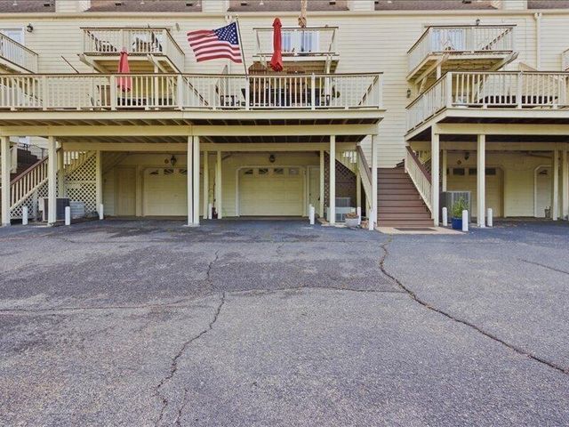 31990 S 624 Place A8, Grove, OK 74344