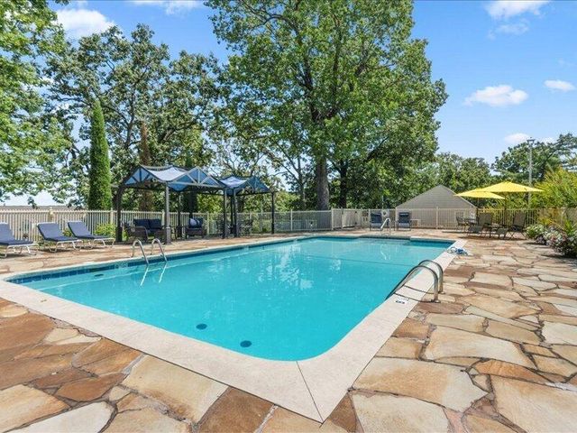 31990 S 624 Place A8, Grove, OK 74344