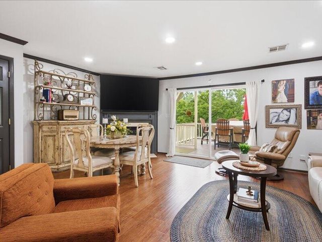 31990 S 624 Place A8, Grove, OK 74344