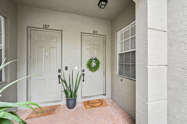 4901 Bonsai Circle 105, Palm Beach Gardens, FL 33418