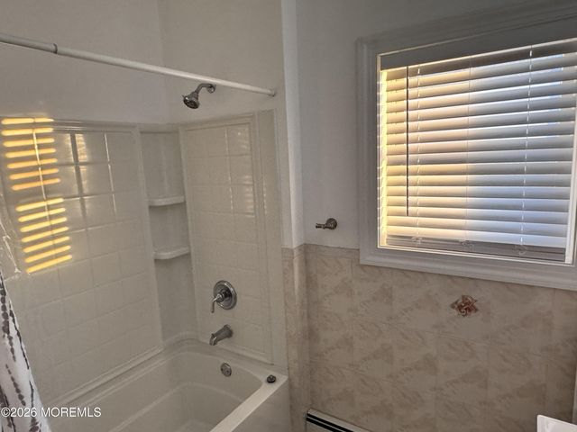 604 SE Central Avenue, Seaside Park, NJ 08752