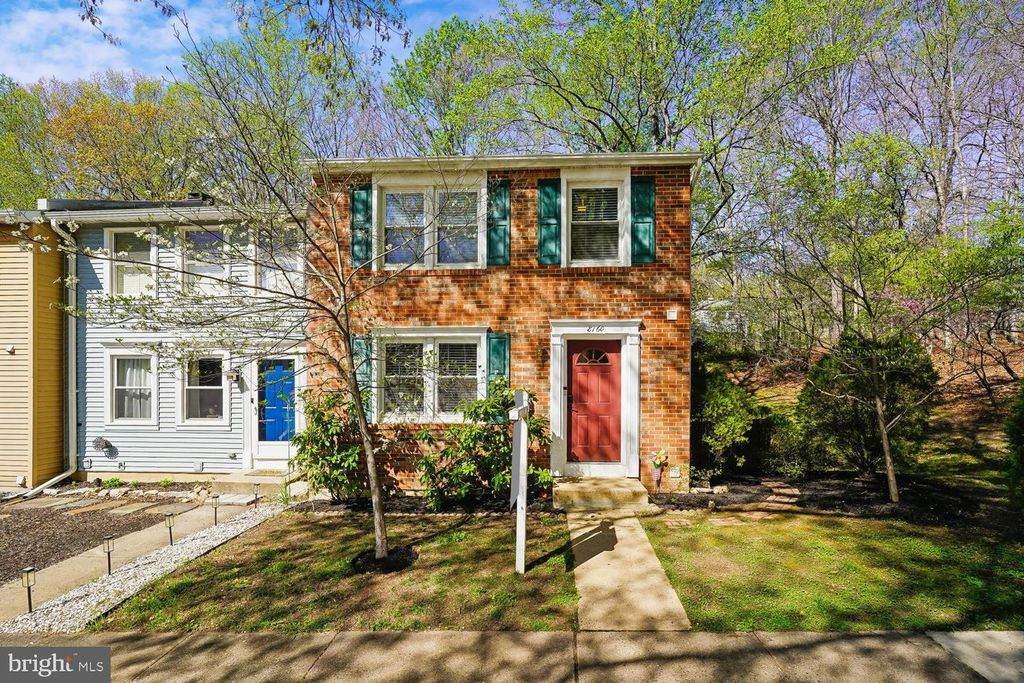 Image 1 of property listing at 8160 CURVING CREEK CT, Springfield, VA 22153