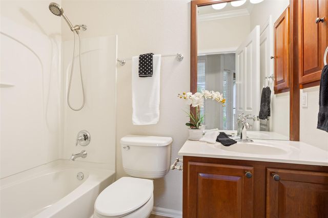 612 Apache Mountain LN, Georgetown, TX 78633