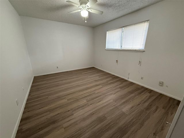 2115 Courtney ST, Austin, TX 78745