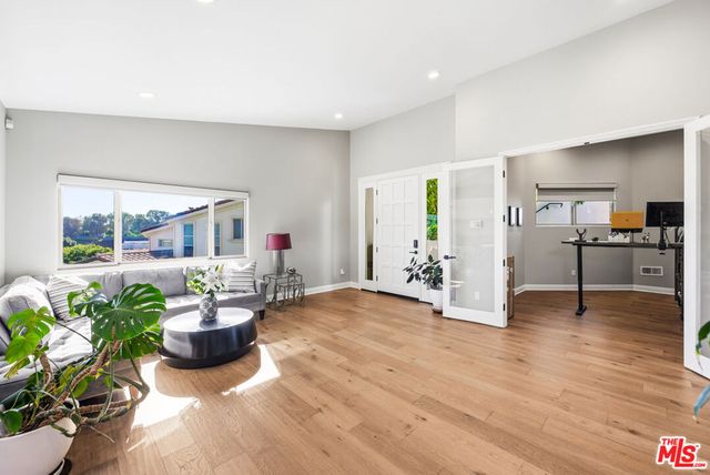 28935 W Beach Lane, Malibu, CA 90265