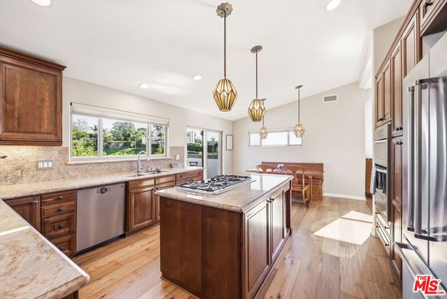 28935 W Beach Lane, Malibu, CA 90265