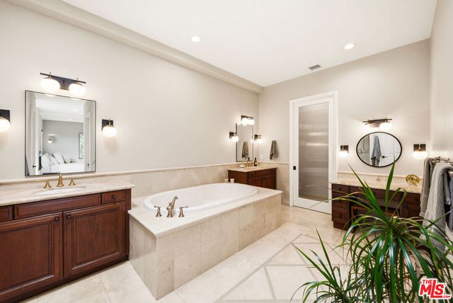 28935 W Beach Lane, Malibu, CA 90265