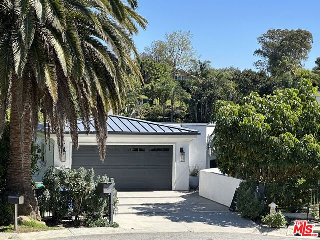 28935 W Beach Lane, Malibu, CA 90265