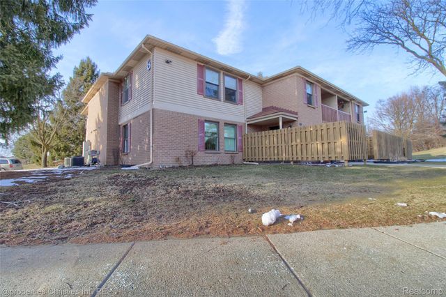 19355 Surrey Lane, Northville Township, MI 48167