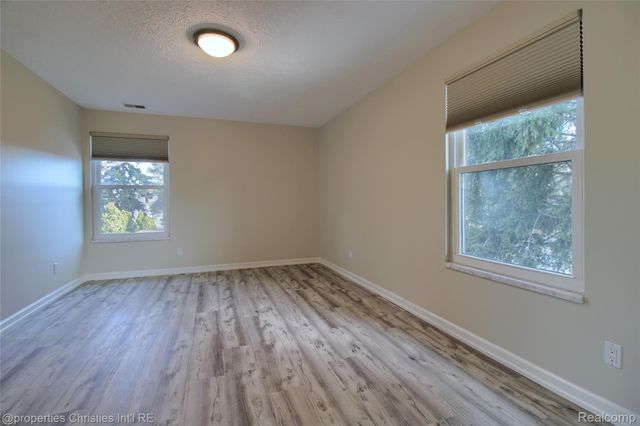 19355 Surrey Lane, Northville Township, MI 48167