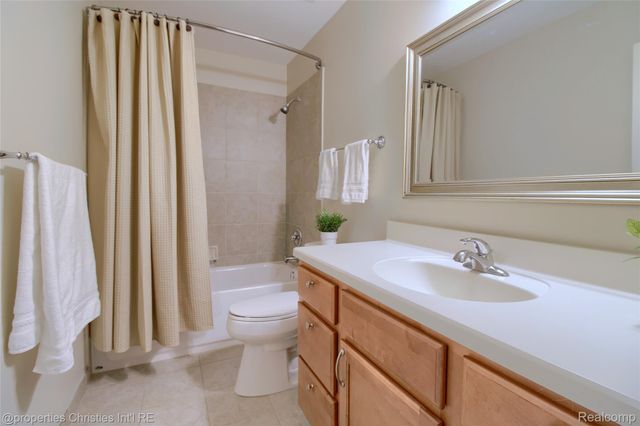 19355 Surrey Lane, Northville Township, MI 48167