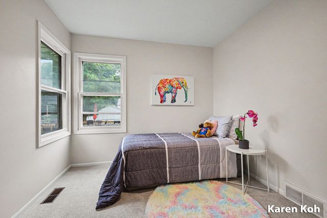 1827 Rowland Avenue SE, Grand Rapids, MI 49546