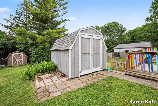 1827 Rowland Avenue SE, Grand Rapids, MI 49546