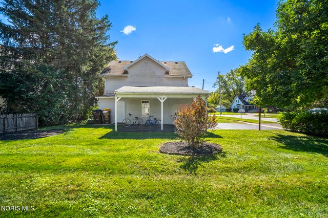 922 Farnsworth Road, Waterville, OH 43566