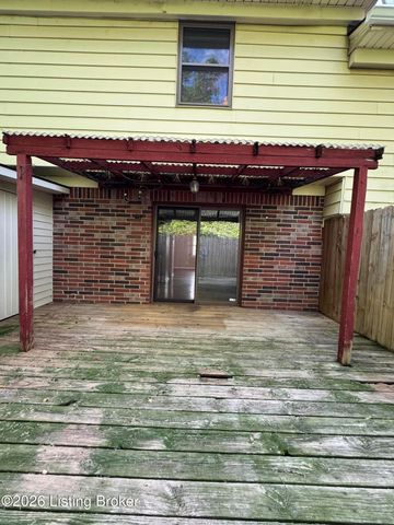 9814 Oakshire Dr, Jeffersontown, KY 40299