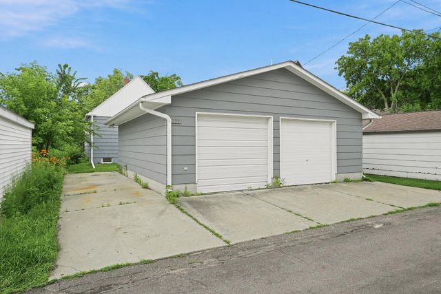 799 Watson Avenue, Saint Paul, MN 55102