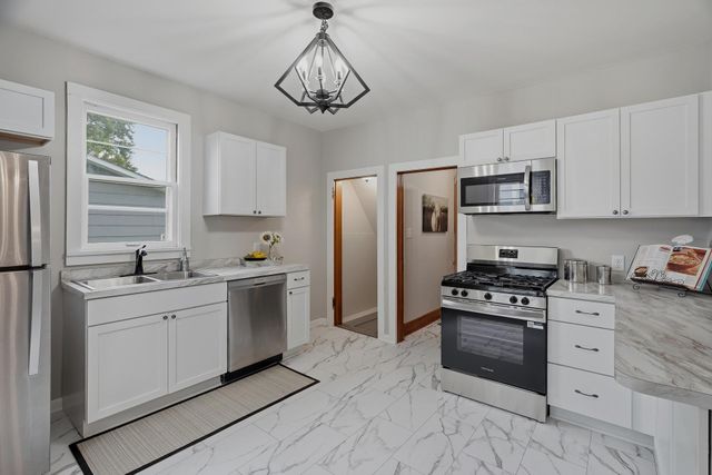 799 Watson Avenue, Saint Paul, MN 55102