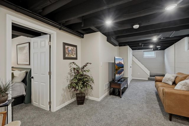 799 Watson Avenue, Saint Paul, MN 55102