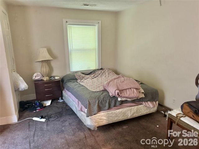 1028 Karendale Avenue, Charlotte, NC 28208