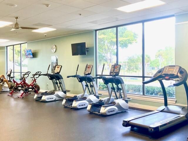 20 Valencia, Delray Beach, FL 33446