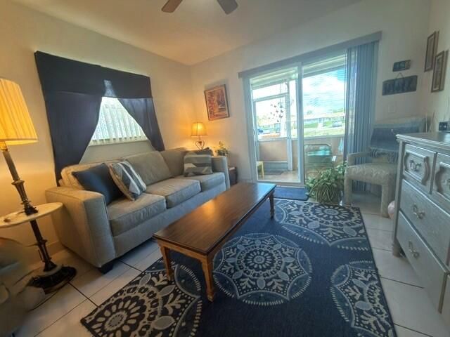 20 Valencia, Delray Beach, FL 33446