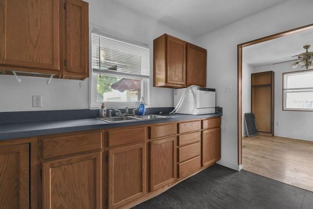 868 Lawndale Avenue, Columbus, OH 43207