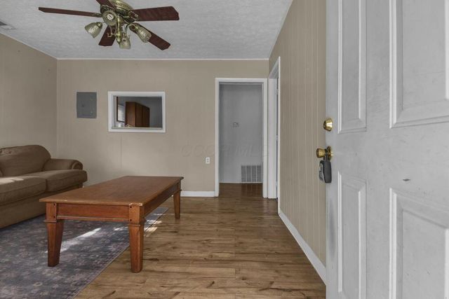 868 Lawndale Avenue, Columbus, OH 43207