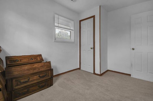 868 Lawndale Avenue, Columbus, OH 43207