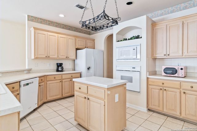 13310 Bow Heights, San Antonio, TX 78230