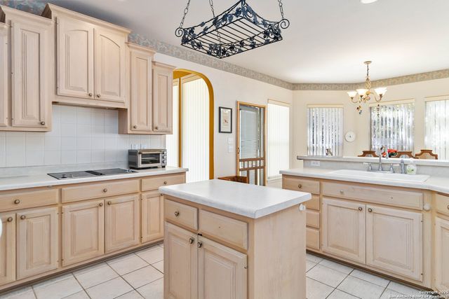 13310 Bow Heights, San Antonio, TX 78230