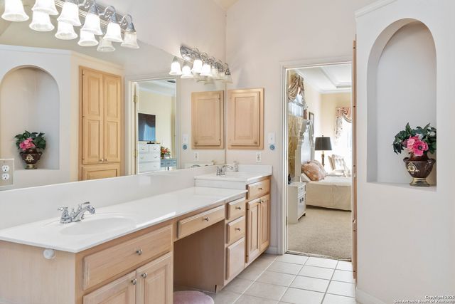 13310 Bow Heights, San Antonio, TX 78230