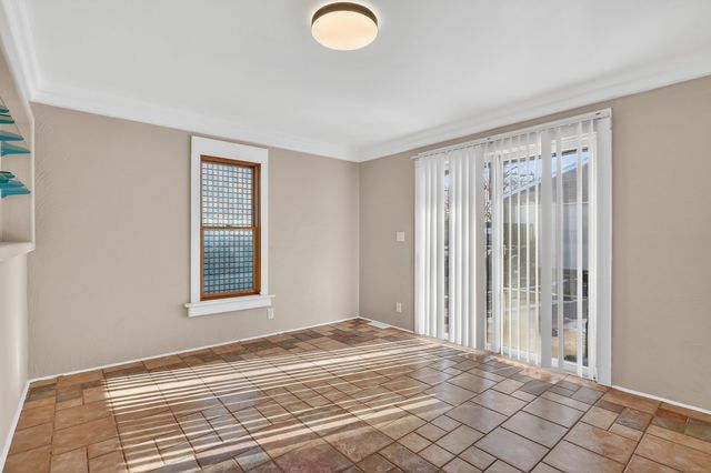 730 Island Avenue, Rockford, IL 61102