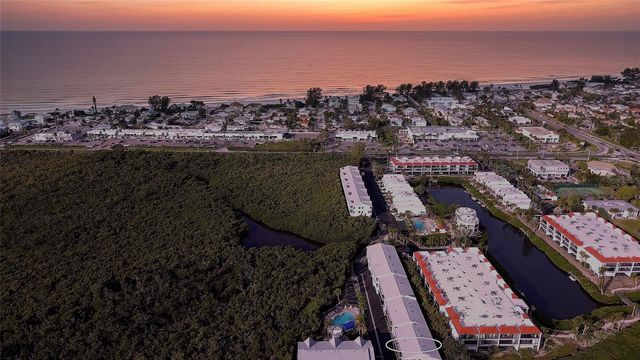 3601 E BAY DRIVE 102, Holmes Beach, FL 34217