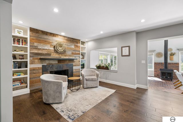 2321 Camelot Court, Lincoln, NE 68512