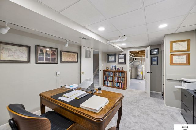 2321 Camelot Court, Lincoln, NE 68512