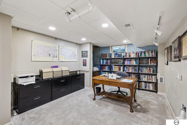 2321 Camelot Court, Lincoln, NE 68512