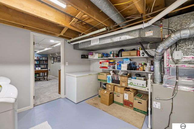2321 Camelot Court, Lincoln, NE 68512