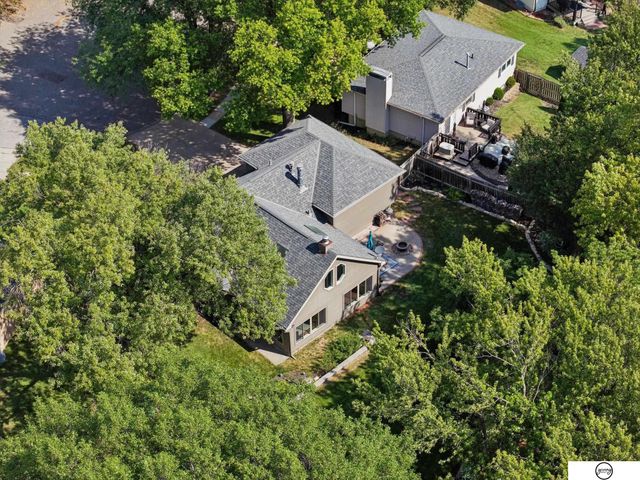 2321 Camelot Court, Lincoln, NE 68512