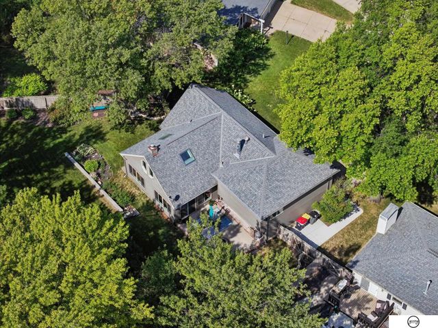 2321 Camelot Court, Lincoln, NE 68512