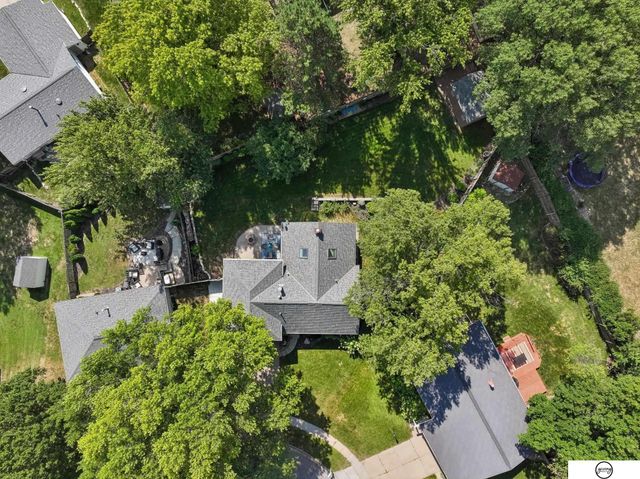 2321 Camelot Court, Lincoln, NE 68512