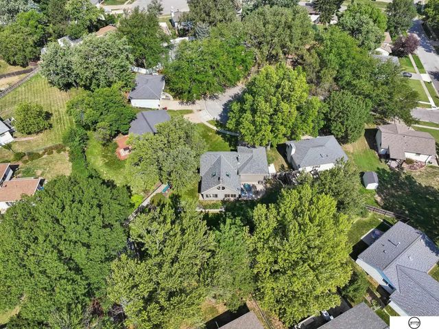 2321 Camelot Court, Lincoln, NE 68512