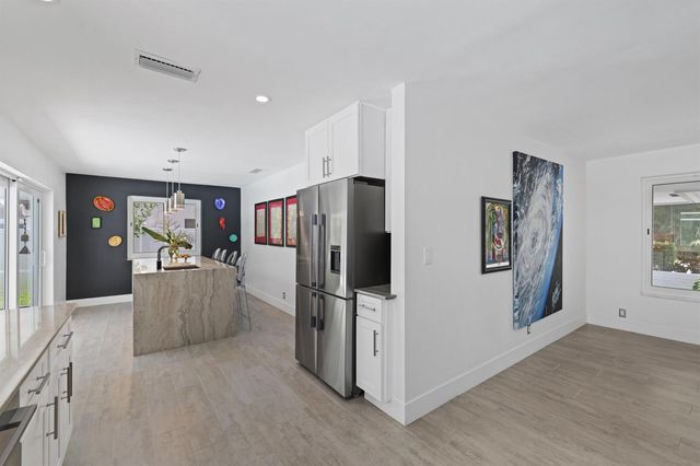 2920 NE 52nd Street, Fort Lauderdale, FL 33308