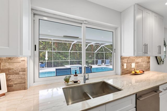 2920 NE 52nd Street, Fort Lauderdale, FL 33308