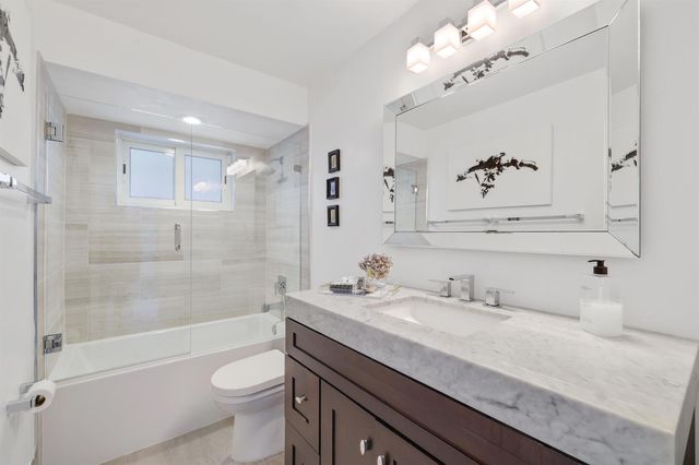 2920 NE 52nd Street, Fort Lauderdale, FL 33308