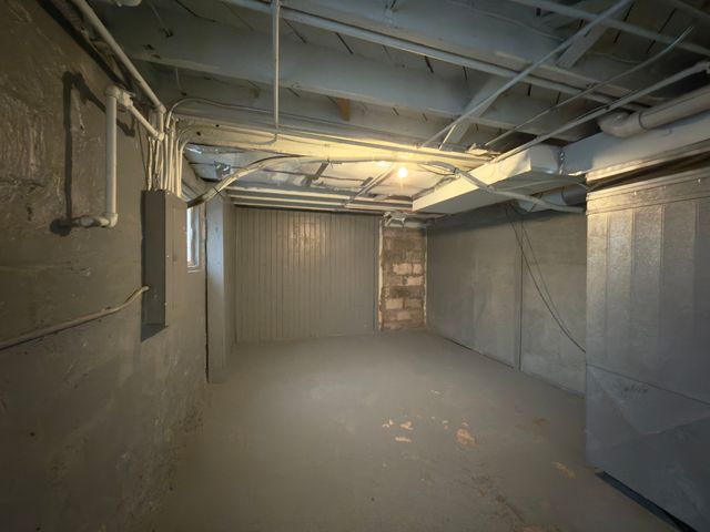 1200 Ada Street, Joliet, IL 60432