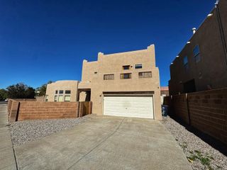 4629 Spanish Sun Avenue NE, Albuquerque, NM 87109
