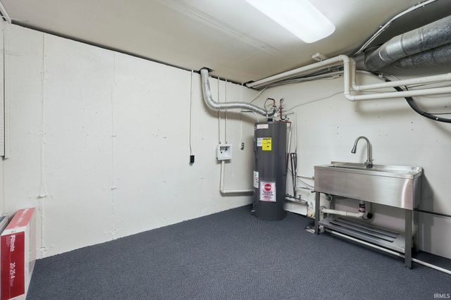 6735 Quail Ridge Lane, Fort Wayne, IN 46804