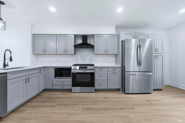 6735 Quail Ridge Lane, Fort Wayne, IN 46804